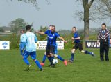 S.K.N.W.K. 3 - FC De Westhoek '20 4 (comp.) seizoen 2021-2022 (59/108)